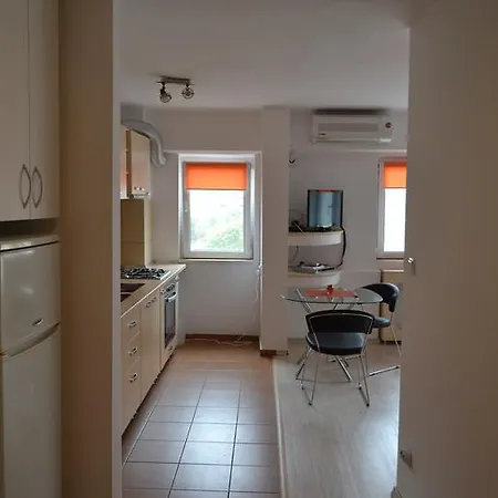 Cozy Studio 69 * Бухарест